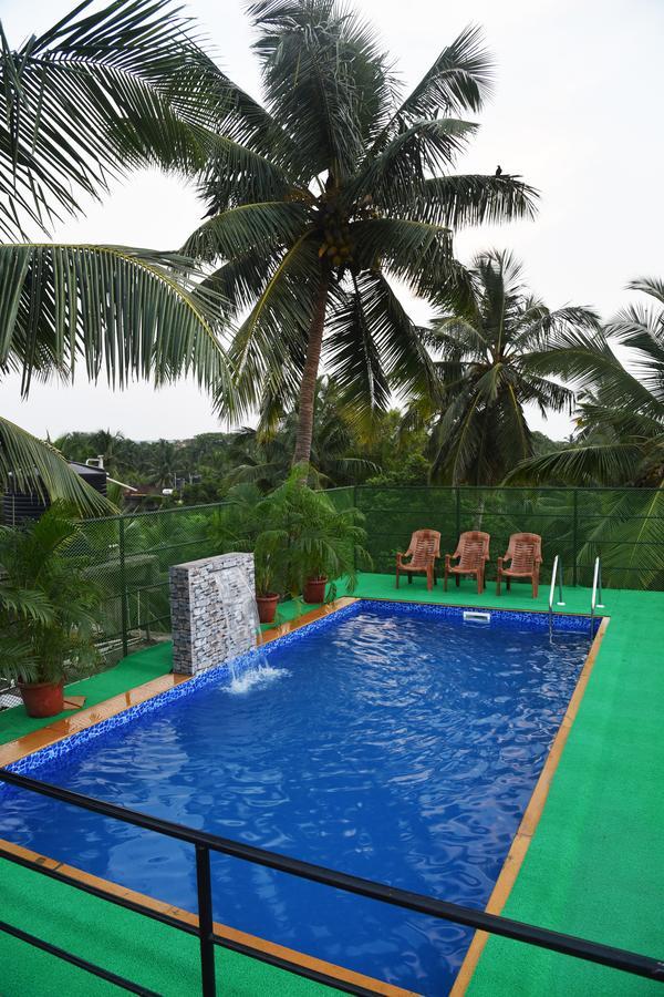 Blue Marine Resort Calangute Ngoại thất bức ảnh